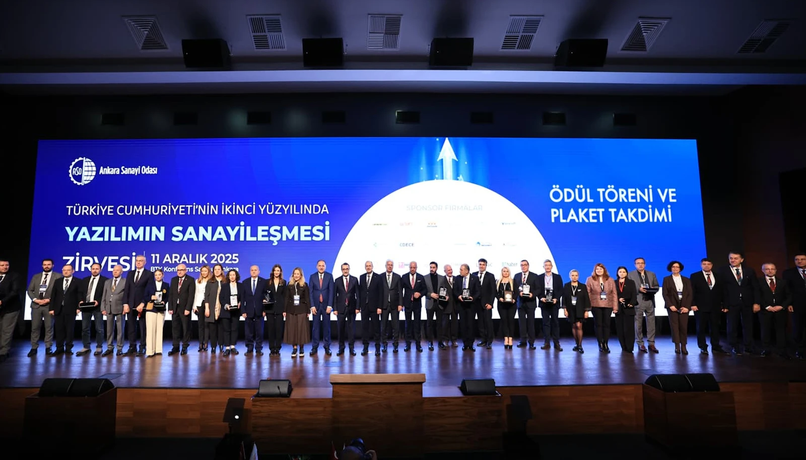 Türkiye Cumhuriyeti’nin İkinci Yüzyılında Yazılımın Sanayileşmesi Zirvesi BTK’da Düzenlendi
